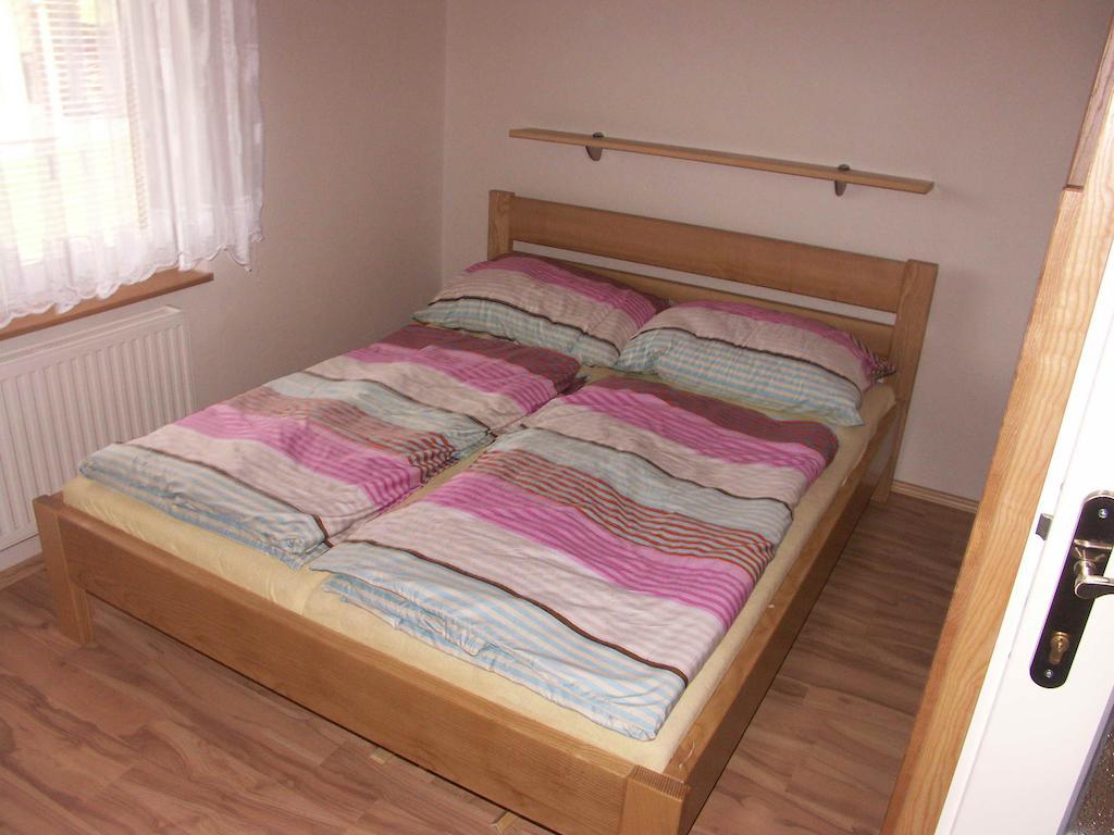 Chata Ostruzina 10+2 Lipno nad Vltavou Szoba fotó
